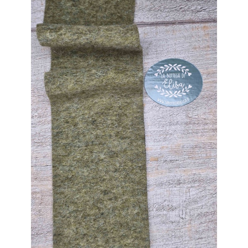 La Nastrotta verde chiaro h.10 cm